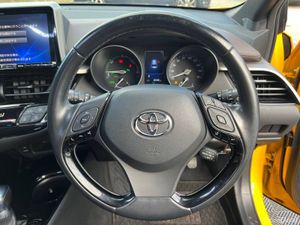 Toyota C-HR MODELLISTA PACK 1.8 HYBRID AUTO // 19" - Image 4