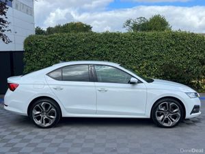 Skoda Octavia SE TECH 1.4 HYBRID // APPLE CARPLAY/ - Image 2