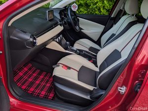 Immaculate Mazda 2 Leather 1.3 Petrol Auto, 2015 - Image 3