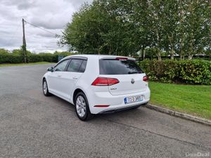 Volkswagen Golf Automatic (NCT TESTED AND TAXED)!! - Image 4
