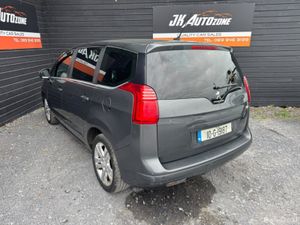 Peugeot 5008 1.6 HDI SPORT 110BHP 5DR - Image 4