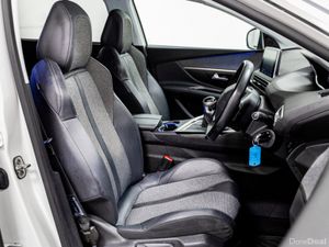 Peugeot 5008 Allure 1.5 Diesel 130HP - Image 3