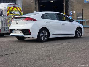 Hyundai IONIQ 1.6 Hybrid - Image 3