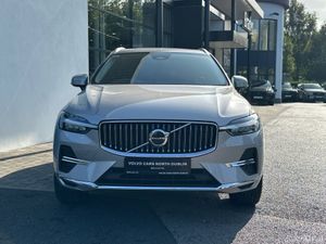 Volvo XC60 PHEV T6 (340hp) Inscription Exp AWD - Image 2