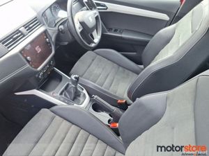 SEAT Arona 1.0TSI 110hp Xcellence **TINY MILEAGE - - Image 4