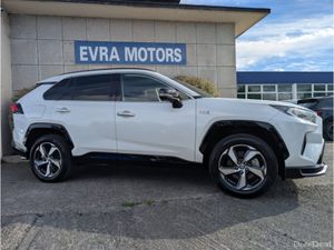Toyota RAV4 G 4WD PLUG IN HYBRID AUTOMATIC 2.5 PET - Image 3