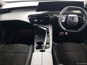 Peugeot 3008 1.2 MHEV PureTech 136bhp eDCS6 GT - Image 4