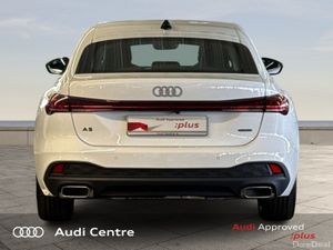 Audi A5 E-HYBRID Q 220KW SE was €61150 - Image 4