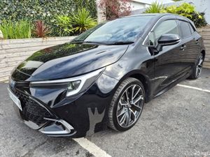 Toyota Corolla 1.8 HYBRID / SPORT SPEC / LOW MILEA - Image 3