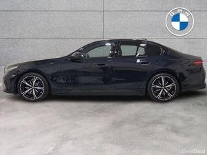 BMW 5-Series 530e M Sport Saloon - Image 4