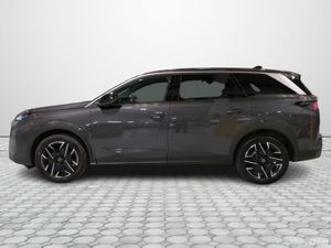 Peugeot 5008 1.2 MHEV 145bhp E-DCS6 Allure - Image 4