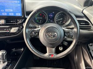 Toyota C-HR 1.8 Hybrid S-GR Sports (033210) - Image 4