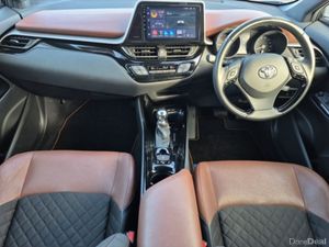 Toyota C-HR ** G 1.8 HYBRID ** TRINITY MOTORS WEXF - Image 2