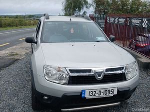Dacia Duster 2013 diesel low mileage - Image 2