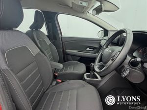Dacia Jogger TCe 110 Expression - Image 2