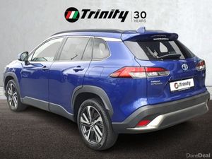 Toyota Corolla Cross ** Z MODEL ** HYBRID ** HIGH - Image 3