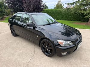 2004 LEXUS IS200 - Image 3