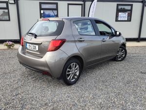 Toyota Yaris 1.0 LUNA 4DR - Image 2