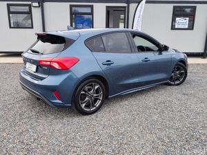 Ford Focus ST-LINE TDCI - Image 2