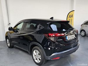 2021 Honda Vezel 1.5 Hybrid Auto,51K K.M,CarPlay - Image 4