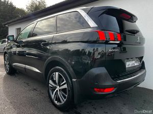 PEUGEOT 5008 1.5 BLUEHDI FL ALLURE 130 AUTO 7 SEAT - Image 4
