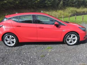 Opel Astra 2020 1.2 SRi - Image 3