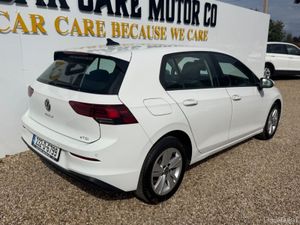 Volkswagen Golf Life 1.0 TSI Mhev 110HP 5 - Image 4