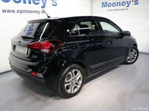 Hyundai i20 Deluxe 1.2L Petrol Hatchback - Image 3