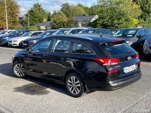 Hyundai i30 2018 1.6 Diesel Manual - Image 3