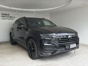 2022 Volkswagen Touareg 3.0 TDI V6 Black Edition S - Image 3
