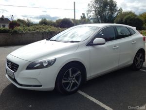 2016 Volvo V40 Tax & Test 09/27 - Image 4