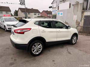 Nissan Qashqai 2017 Pan roof - Image 4