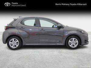 Toyota Yaris HYBRID LUNA 4DR AUTO - Image 3