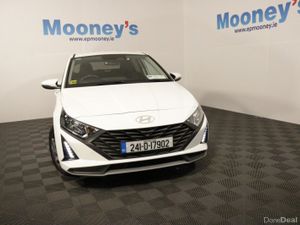 Hyundai i20 Deluxe Plus 1.2L Petrol Hatchback - Image 2