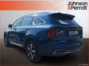 Kia Sorento 2.2 K3 4X2 Diesel 7 seats - Image 2