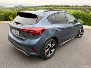 2023 (231)Ford Focus Active Vignale 1.0T 125hp - Image 4