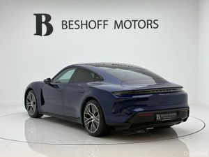 Porsche Taycan 4S=ONLY 16000 MILES//HUGE SPEC//202 - Image 3