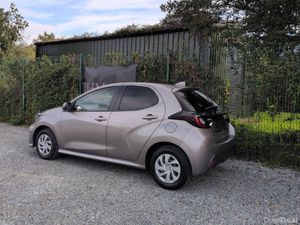 2022 Toyota Yaris * LOW KMS * NEW NCT - Image 3