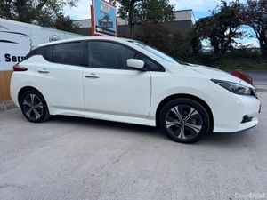 201 Nissan Leaf SV Premium 62 kWh 360 Big Battery - Image 3