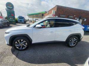 Hyundai Tucson IX35 EXECUTIVE 5DR - Image 3