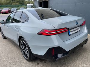 BMW 5-Series 530E M SPORT AUTO HYBRID PHEV 100kms - Image 4