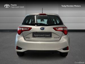 Toyota Yaris HYBRID 5DR LUNA - Image 4