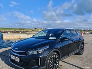 Kia XCeed PE Phev 5DR Auto - Image 3