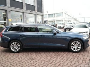 2020 VOLVO V60 T5 - Image 4