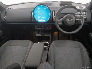 Mini Countryman EV Monochrome  204 Electric Auto 6 - Image 4