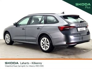 Skoda Octavia COMBI *HUGE SAVING FROM NEW EX DEMO - Image 3