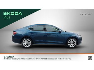 Skoda Octavia DSG - PADEL SHIFT - HEATED SEATS - S - Image 4