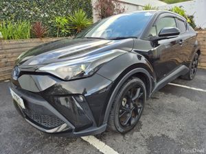 Toyota C-HR 1.8 HYBRID / SOL G NERO SAFETY PLUS II - Image 3