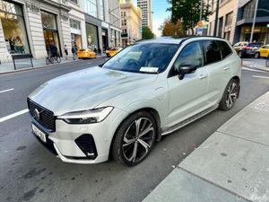Volvo XC60 T6 PHEV 350hp AT8 Ultimate (dark theme) - Image 4