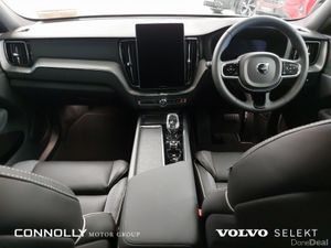 Volvo XC60 T6 AWD PHEV Plus Black Edition - Image 4